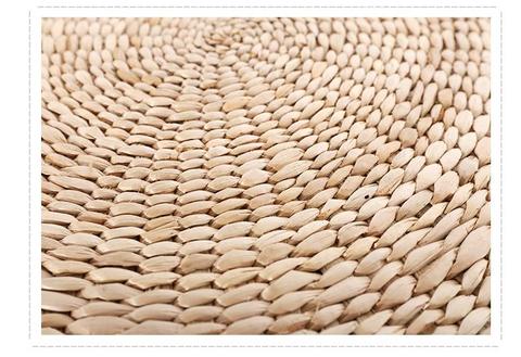 Tatami · BC ST-01 — Hand-Woven Rush Floor Cushion