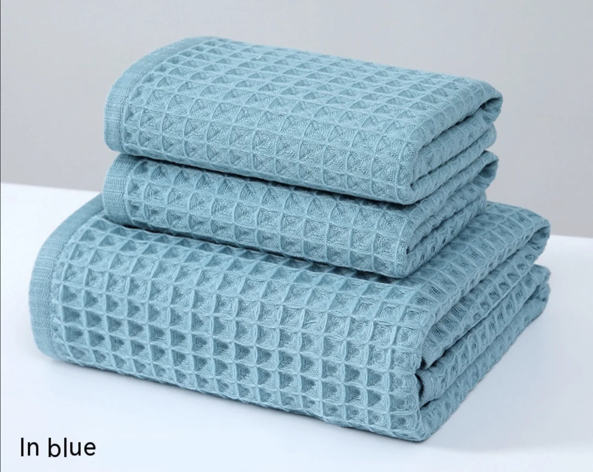 Cotton waffle bath towel
