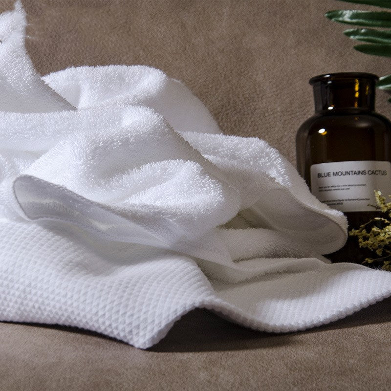 Salt · NB G1-9 — white bath towel